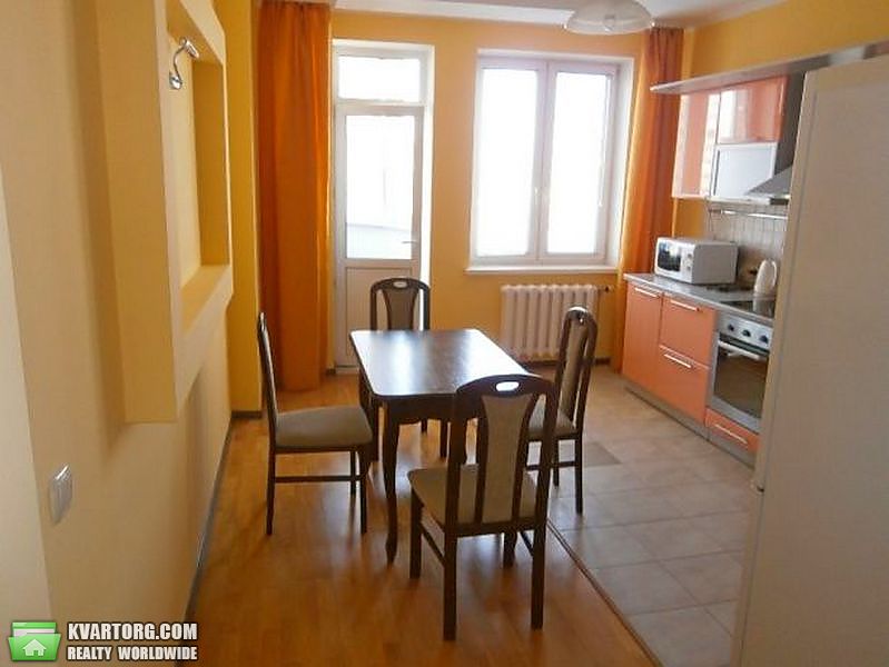 Rent out 2-room apartment. Киев,  Феодосийский пер — photo 5