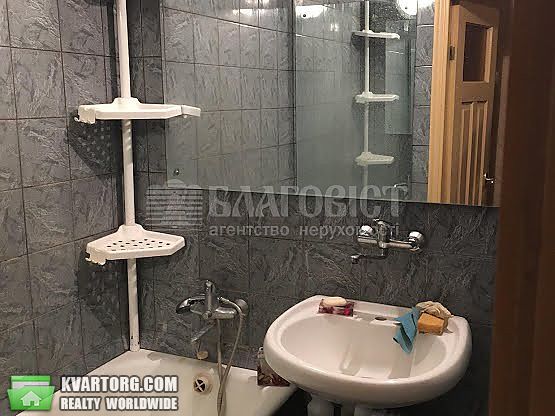 Rent out 2-room apartment. Киев,  Печерский спуск — photo 2