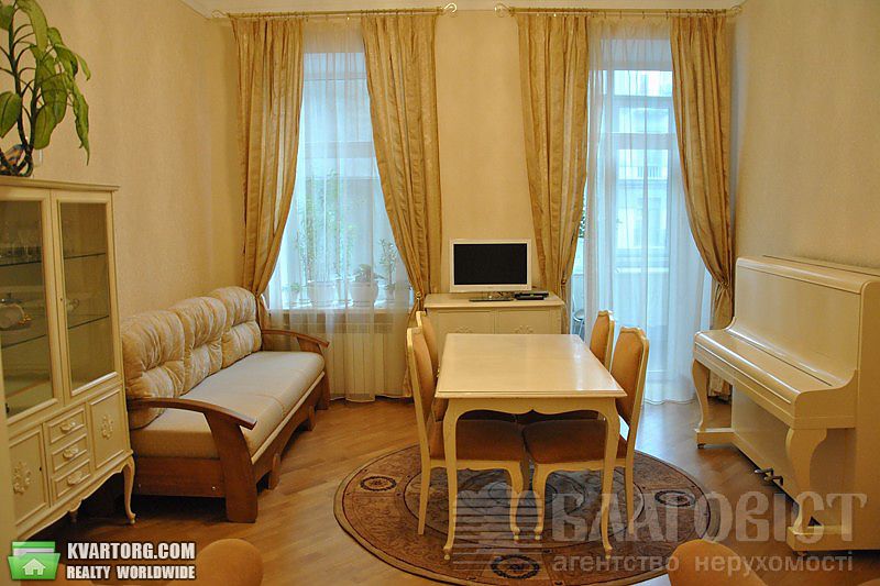 Sell 3-room apartment. Киев, Бессарабская пл — photo 1