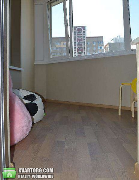 Sell 3-room apartment. Киев,  Ревуцкого — photo 10