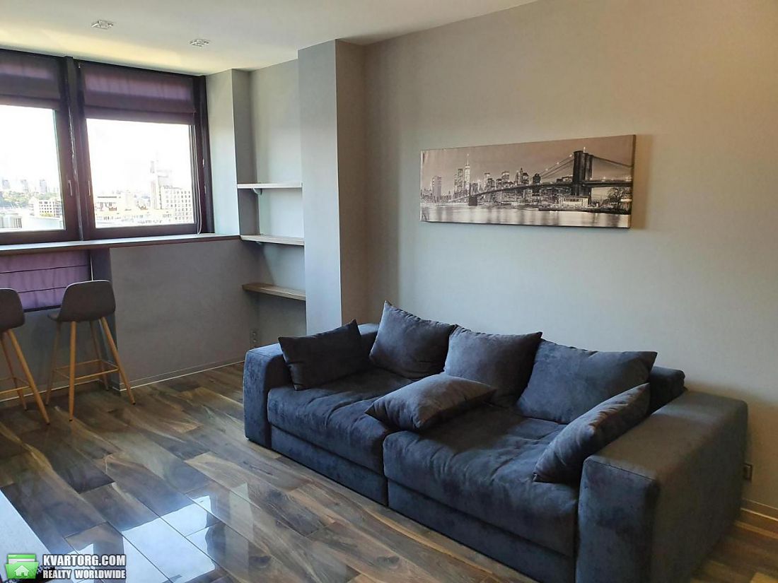 Rent out 2-room apartment. Киев, Деловая — photo 4