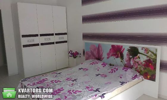 Rent out 1-room apartment. Киев,  Лобачевского — photo 1