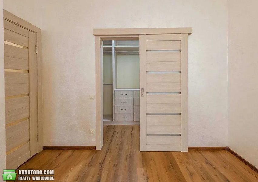 Sell 2-room apartment. Киев,  Жилянская — photo 4