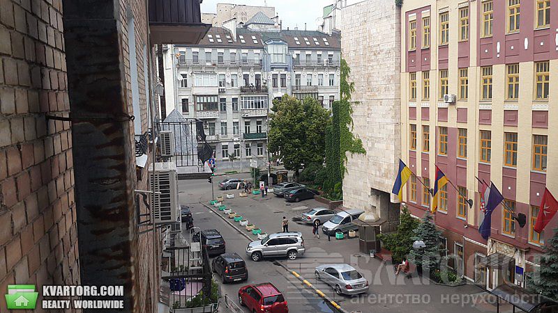 Sell 2-room apartment. Киев,  Гоголевская — photo 1