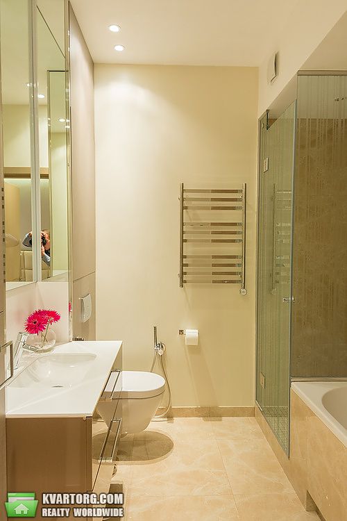 Rent out 4-room apartment. Киев,  Драгомирова — photo 10