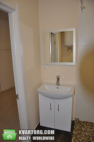 Rent out 1-room apartment. Киев,  Чавдар — photo 2