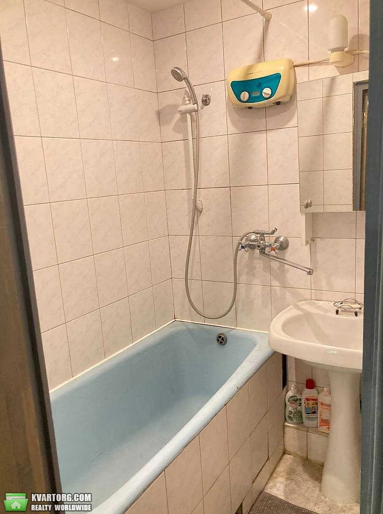 Rent out 2-room apartment. Киев,  Голосеевский пр — photo 9