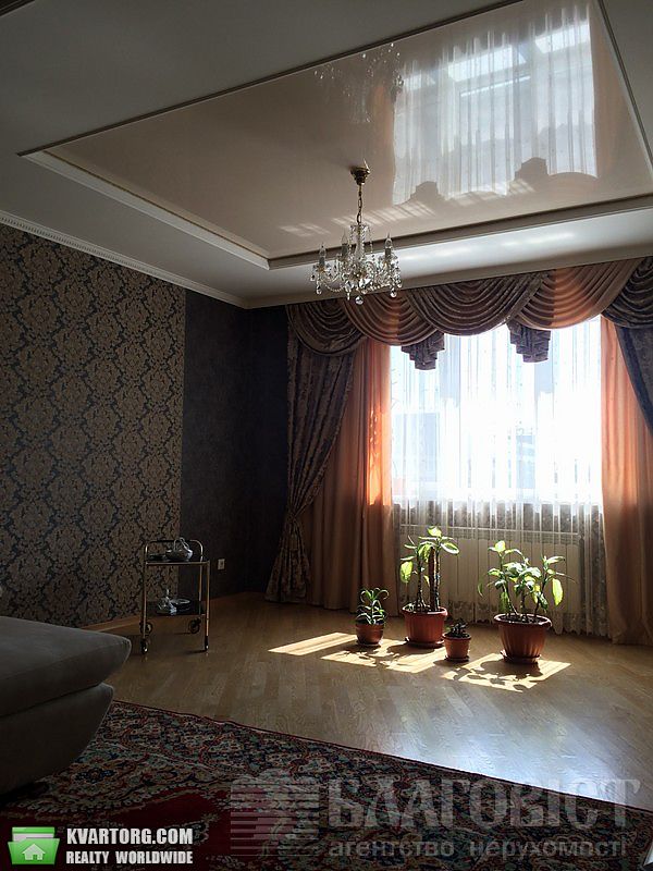 Sell 3-room apartment. Киев,  Автозаводская — photo 1