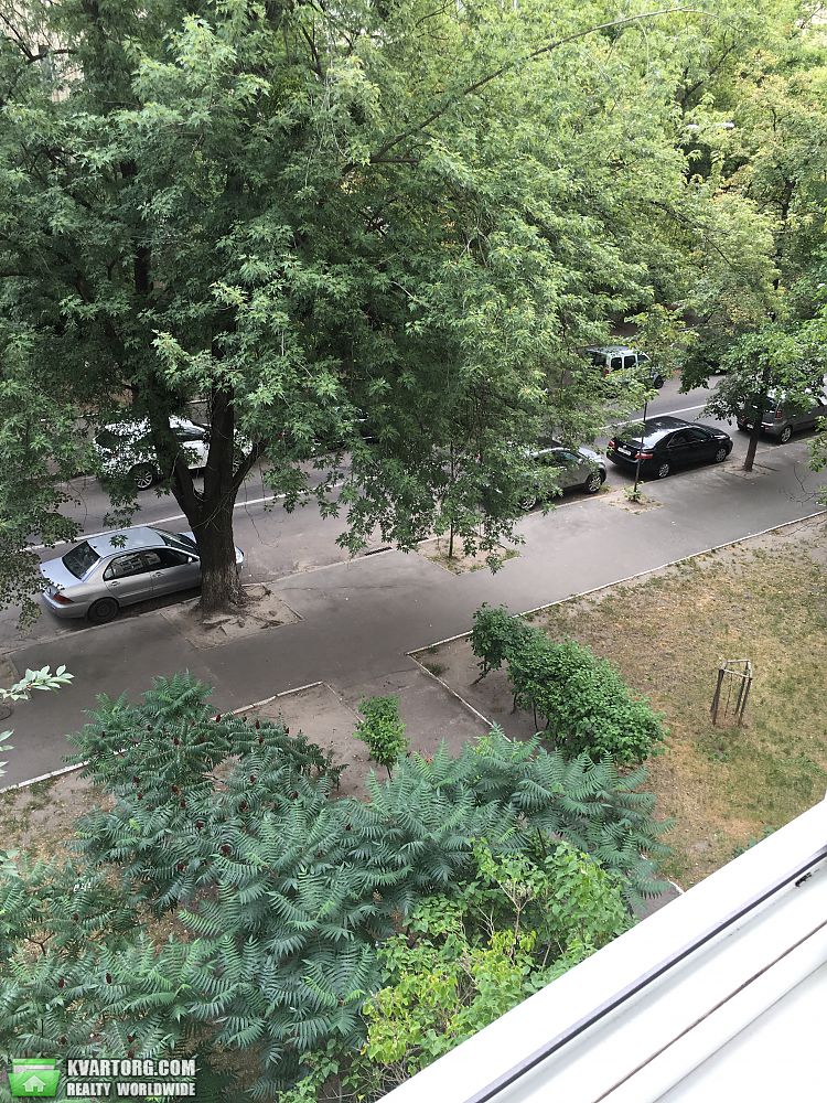 Rent out 1-room apartment. Киев,  Предславинская — photo 2