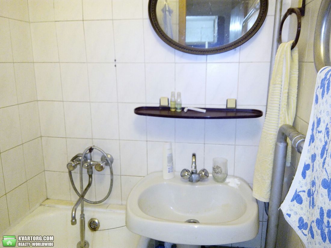 Rent out 2-room apartment. Киев,  Татарская — photo 7