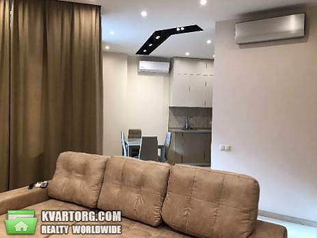 Rent out 2-room apartment. Киев, Тютюнника — photo 3