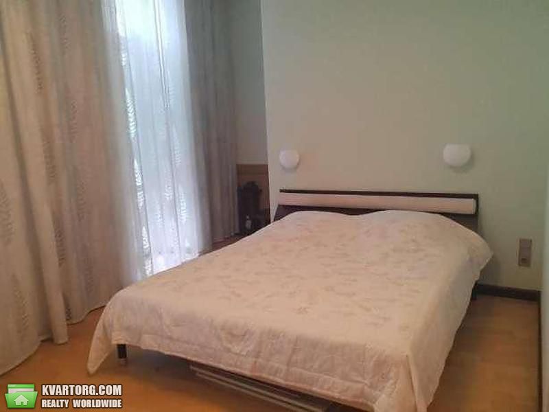 Rent out 4-room apartment. Киев,  Городецкого — photo 4