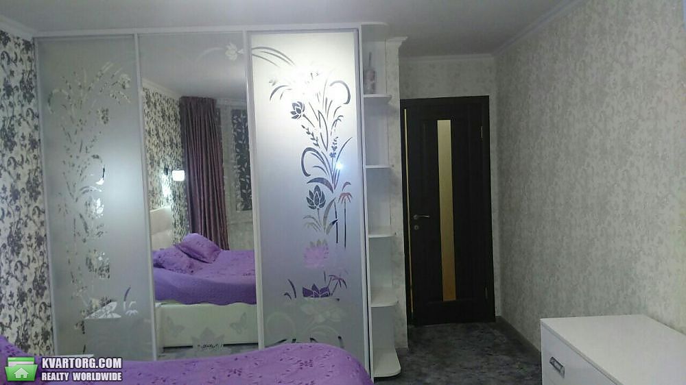 Rent out 2-room apartment. Киев,  Верховинная — photo 2