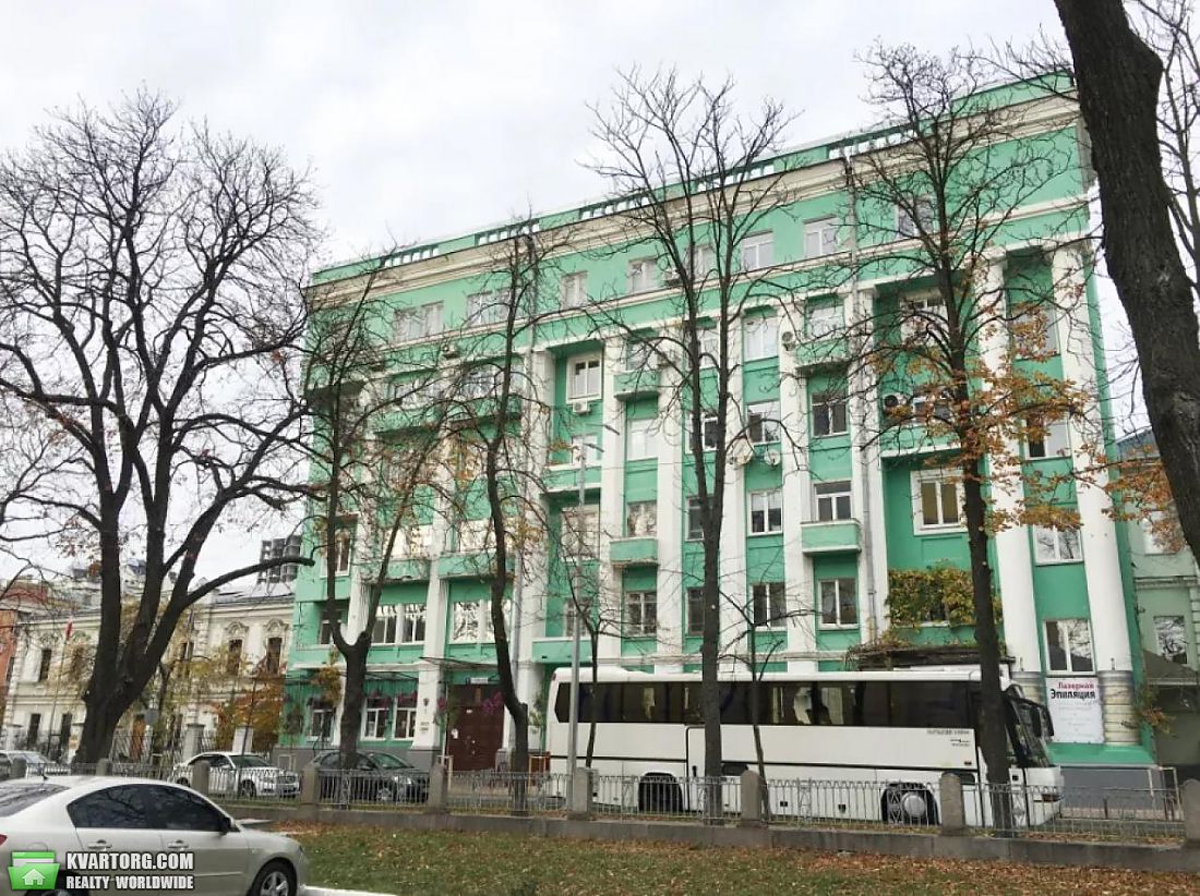 Rent out 3-room apartment. Киев,  Леонтовича — photo 9