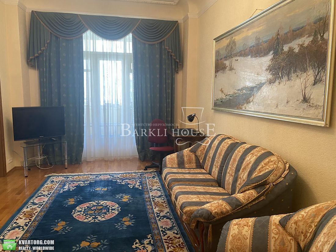 Rent out 3-room apartment. Киев,  Крещатик — photo 8