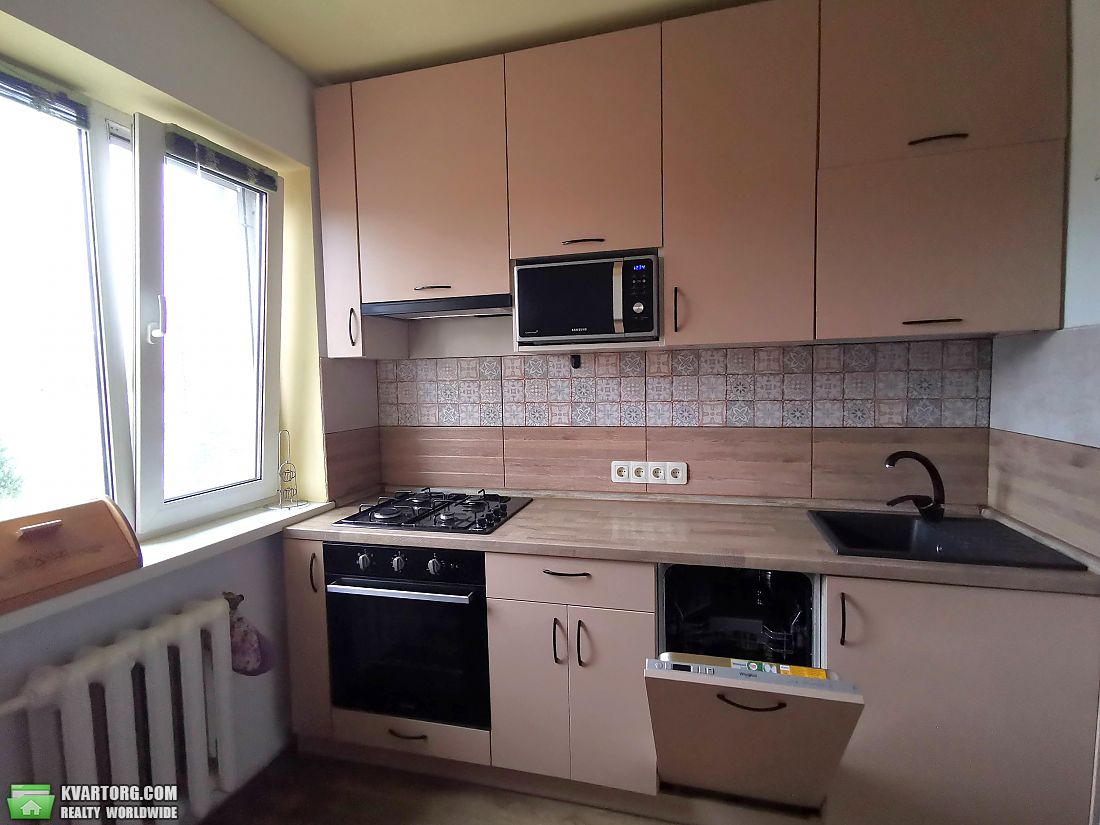 Rent out 2-room apartment. Киев, Поліський — photo 2