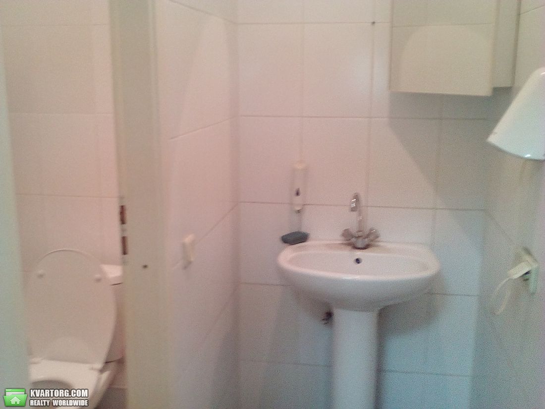 Rent out office. Киев,  Дегтяревская — photo 3