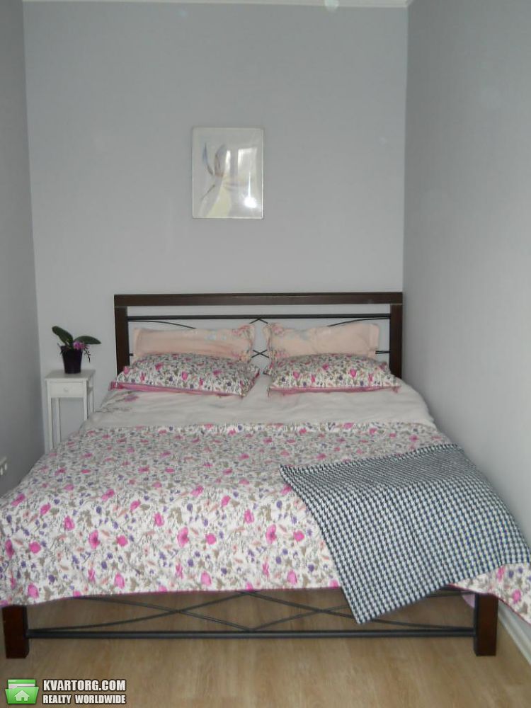 Rent out 3-room apartment. Киев,  Бастионная — photo 2