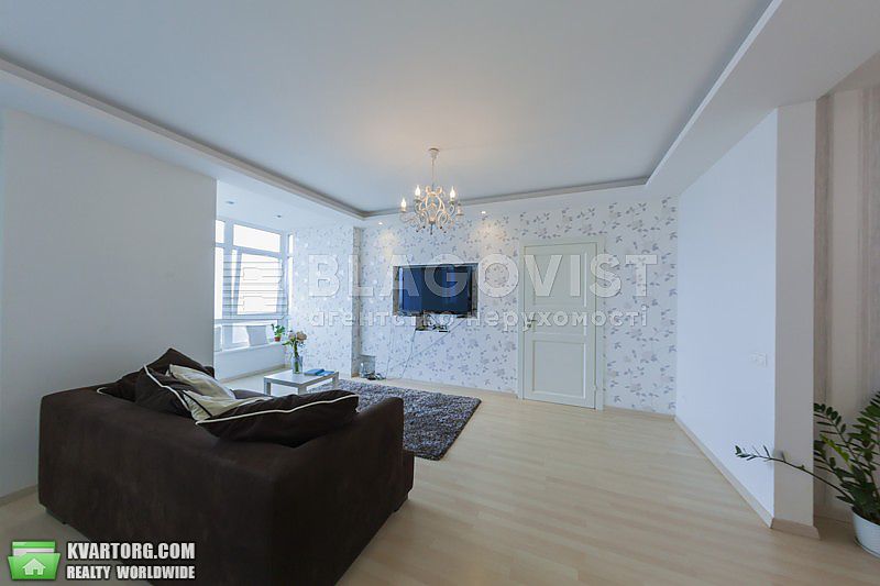 Rent out 3-room apartment. Киев, Левитана — photo 3