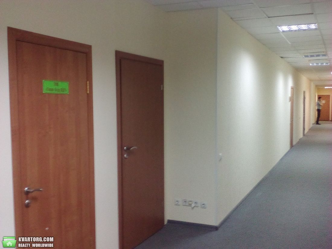 Rent out office. Киев,  Дегтяревская — photo 3