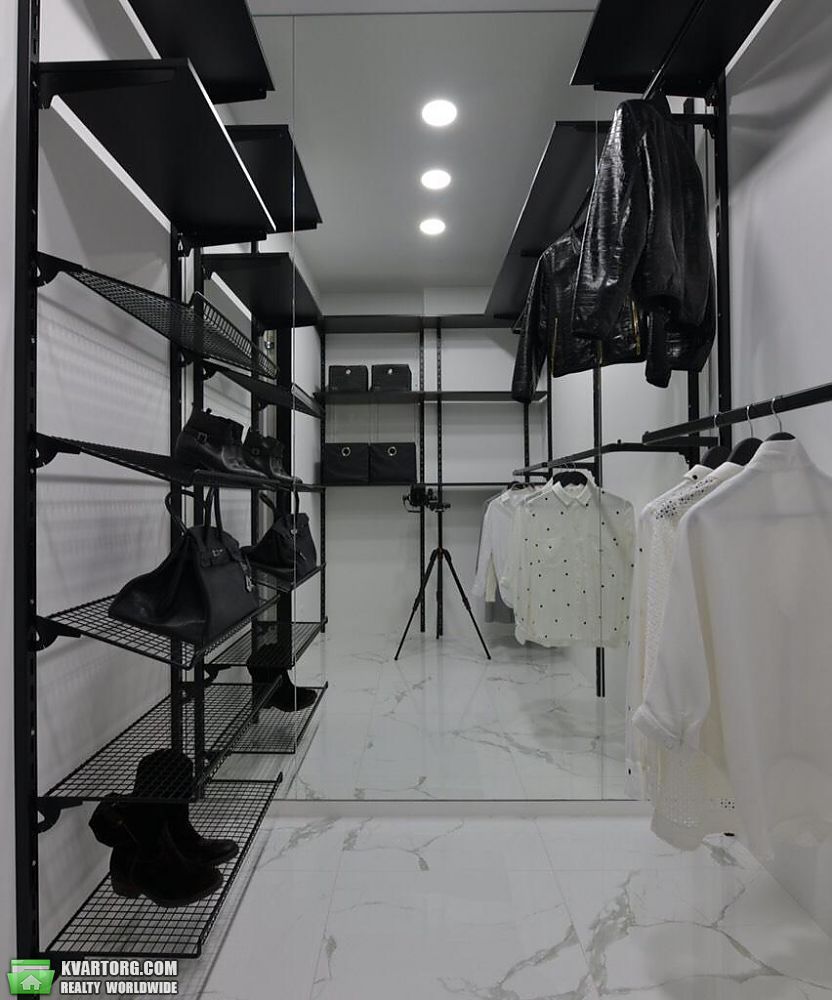 Rent out 2-room apartment. Киев, ул. Кахи Бендукидзе — photo 5