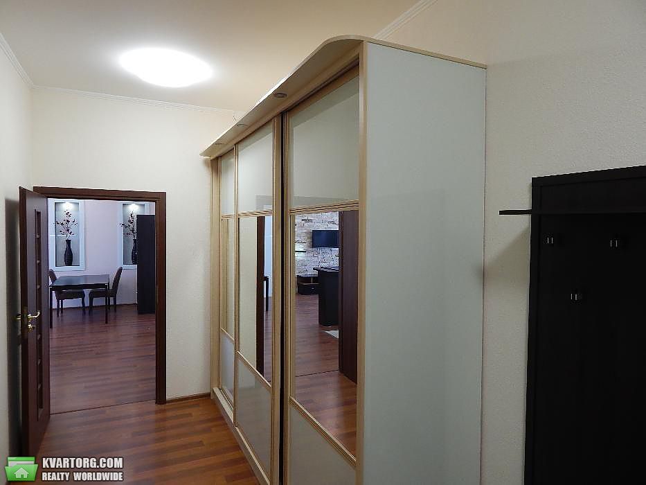 Rent out 3-room apartment. Киев,  Щорса — photo 5