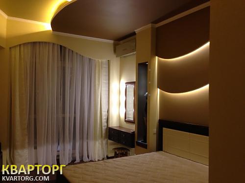 Rent out 2-room apartment. Киев,  Драгомирова — photo 1