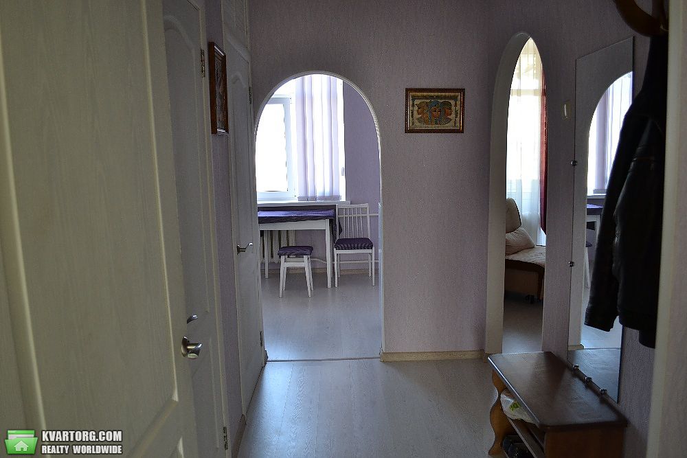 Rent out 1-room apartment. Киев, Михаила Бойчука — photo 3