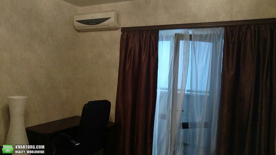 Sell 2-room apartment. Днепропетровск, Братьев Трофимовых — photo 3