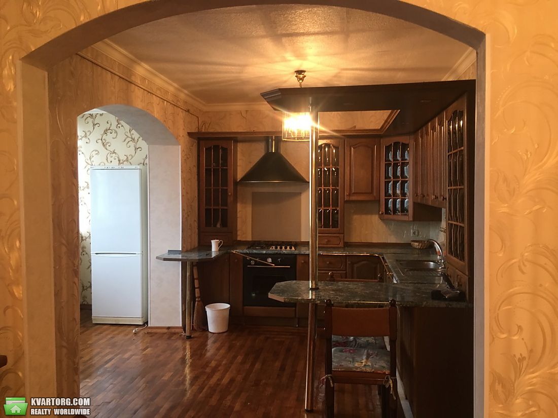 Rent out 3-room apartment. Киев,  Гмыри — photo 1