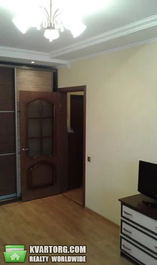Rent out 2-room apartment. Киев, Озерна — photo 7