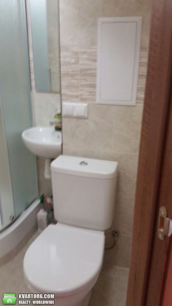 Rent out 2-room apartment. Киев,  Стальского — photo 10