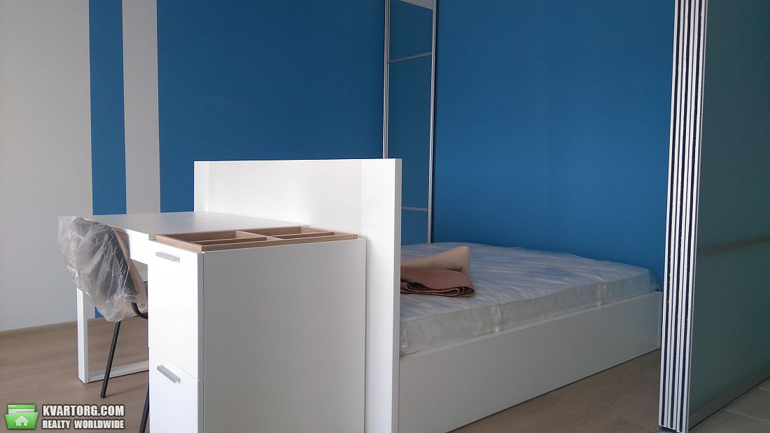Rent out 1-room apartment. Днепропетровск, Лазаряна — photo 2