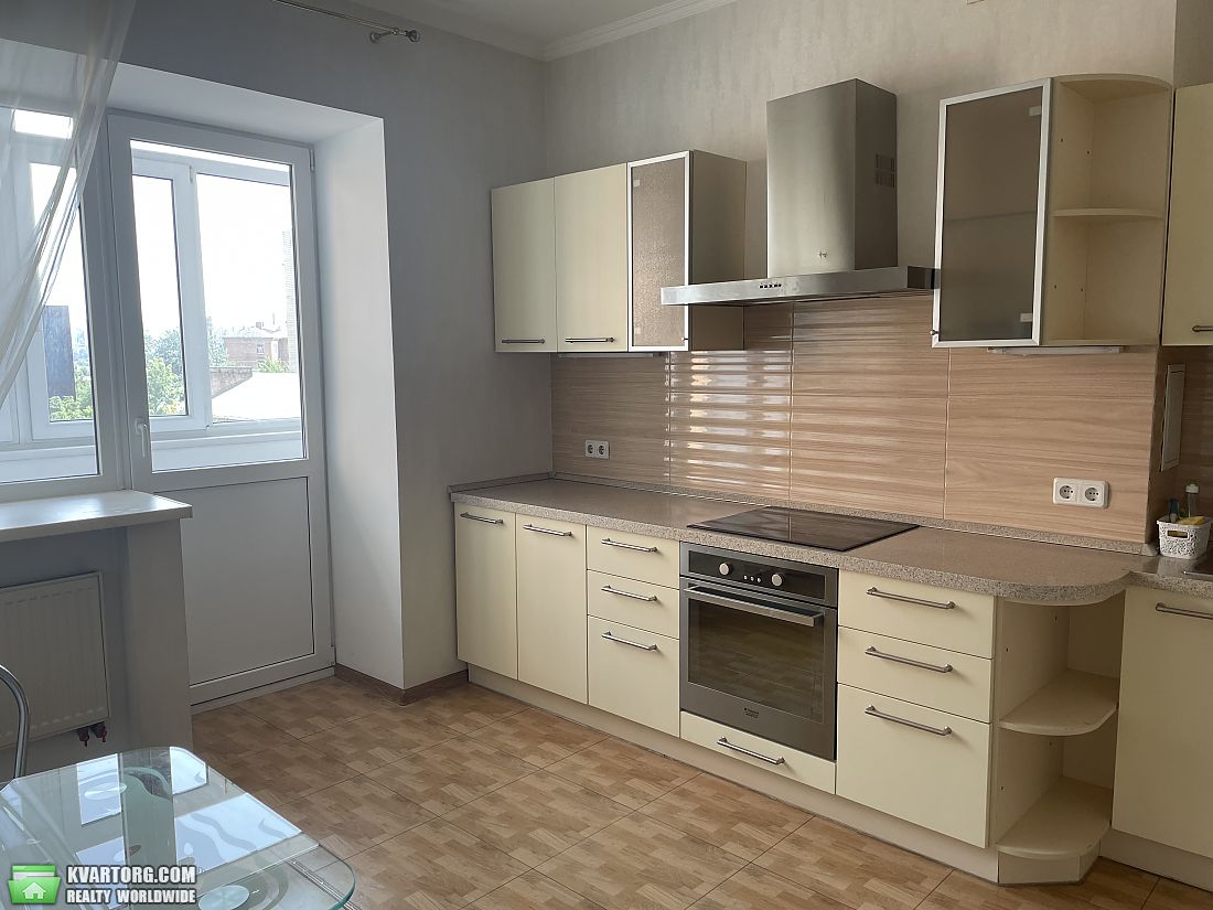 Rent out 2-room apartment. Киев,  Черновола — photo 10