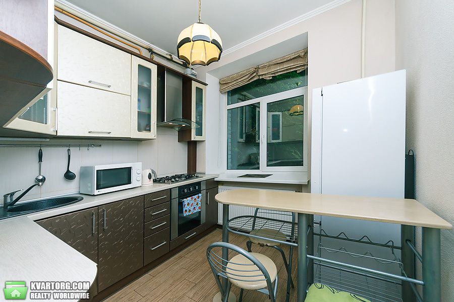 Sell 2-room apartment. Киев,  Кловский спуск — photo 1