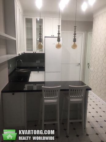 Rent out 2-room apartment. Киев,  Филатова — photo 2