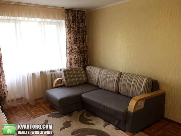 Rent out 2-room apartment. Киев,  Довнар-Запольского — photo 2