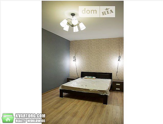 Rent out 2-room apartment. Киев,  Урловская — photo 5