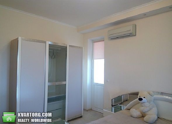 Rent out 3-room apartment. Киев, Героев Сталинграда просп. — photo 6