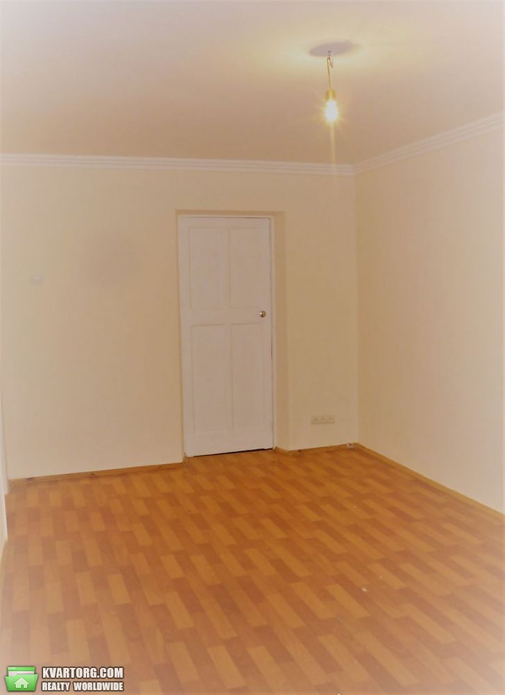 Sell 2-room apartment. Киев,  Автозаводская — photo 3