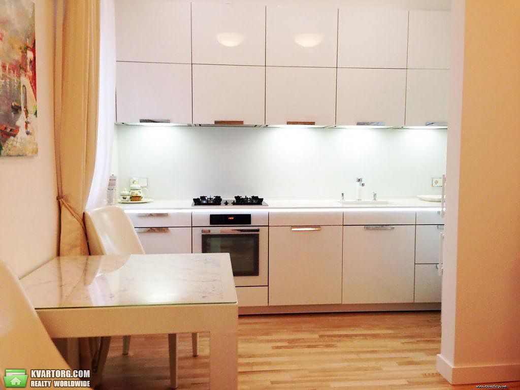 Rent out 2-room apartment. Киев,  Дарвина — photo 3