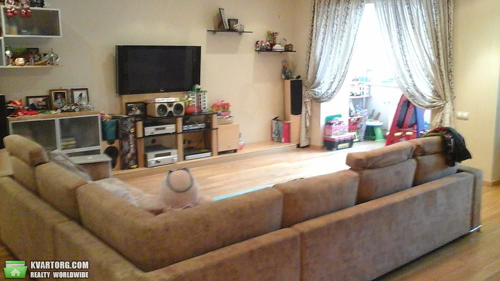 Sell 2-room apartment. Киев,  Тростянецкая — photo 1