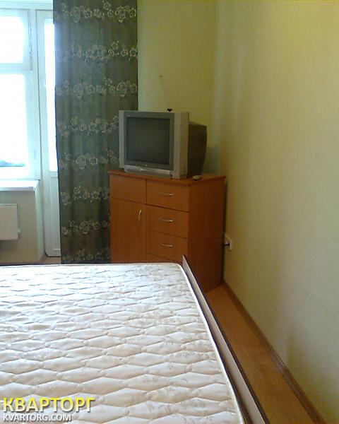 Rent out 2-room apartment. Киев,  Нововокзальная — photo 8