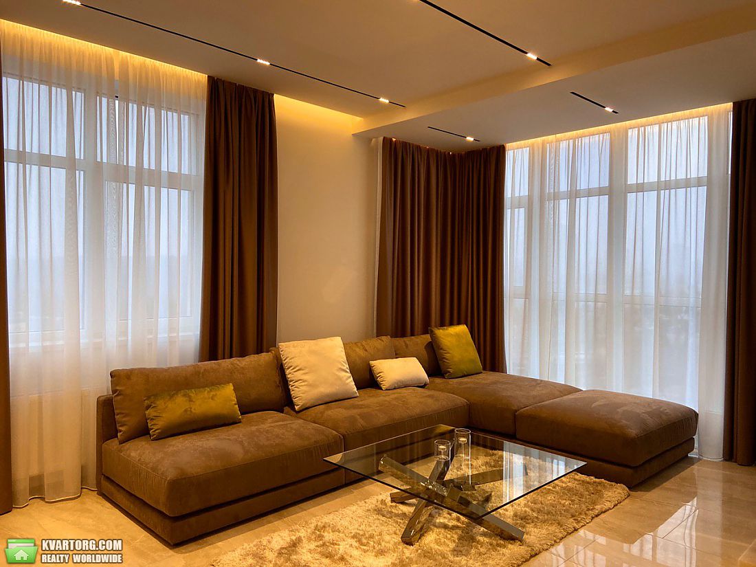 Sell 4-room apartment. Киев, Драгомирова ул. — photo 1