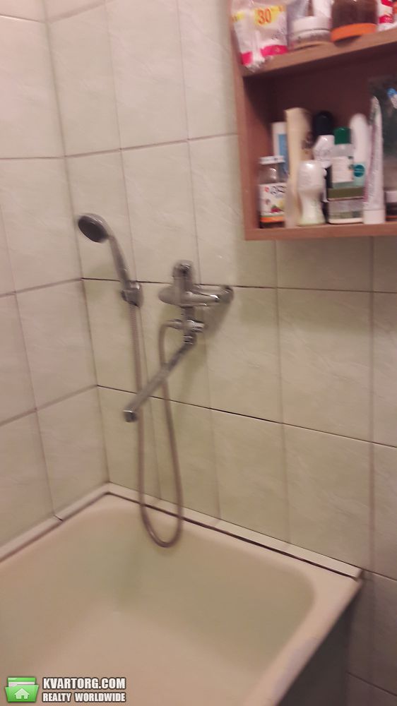 Sell 1-room apartment. Киев,  Зодчих — photo 4