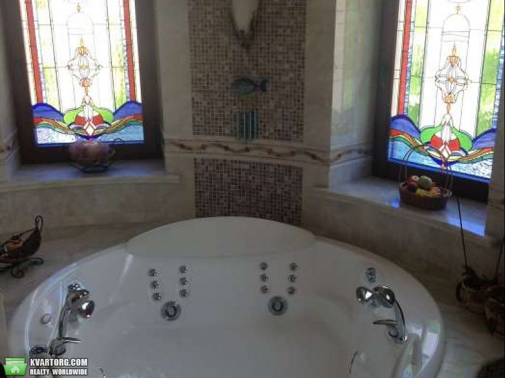 Sell 3-room apartment. Киев, Жилянская — photo 1