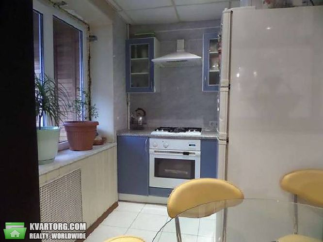 Sell 3-room apartment. Киев,  Зодчих — photo 10