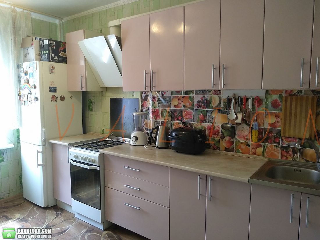 Sell 1-room apartment. Киев,  Милославская — photo 1