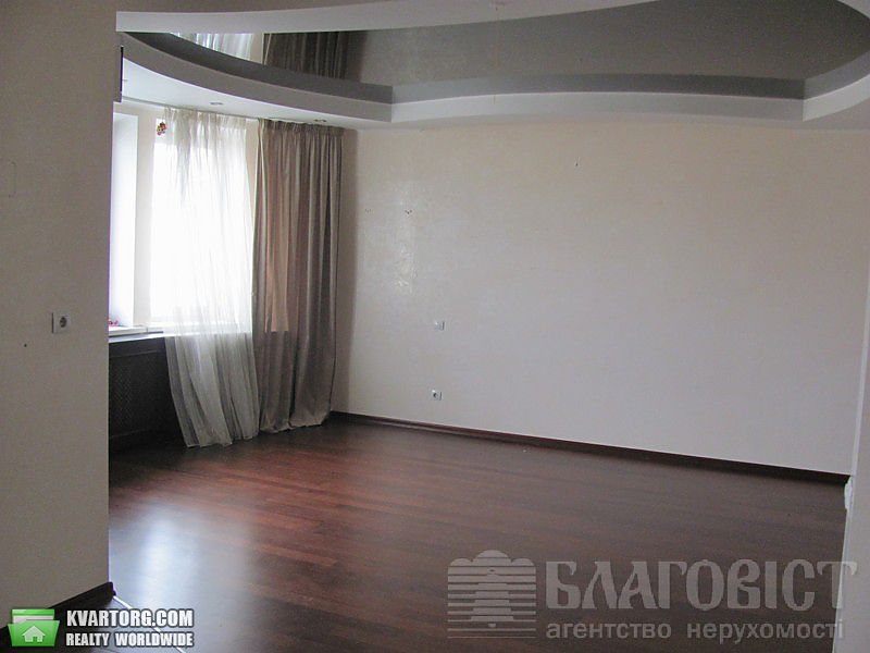 Sell 3-room apartment. Киев, Бажана — photo 1