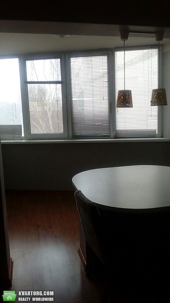 Rent out 3-room apartment. Вишневое, Черновола — photo 4
